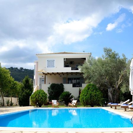 Villa Dioni Lefkáda エクステリア 写真