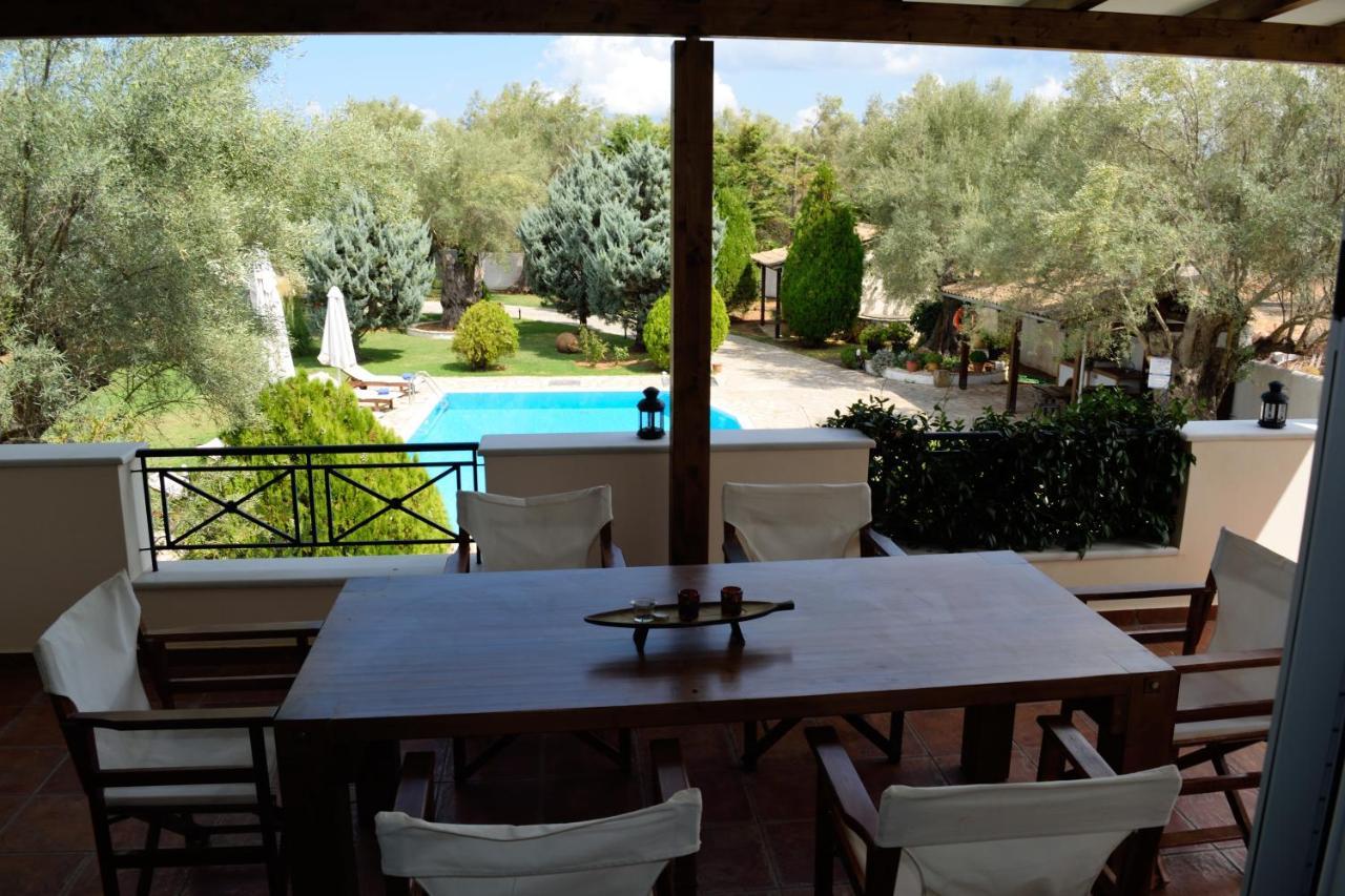 Villa Dioni Lefkáda エクステリア 写真